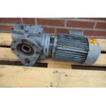42 RPM 0,75 KW Asmaat 30 mm. Used